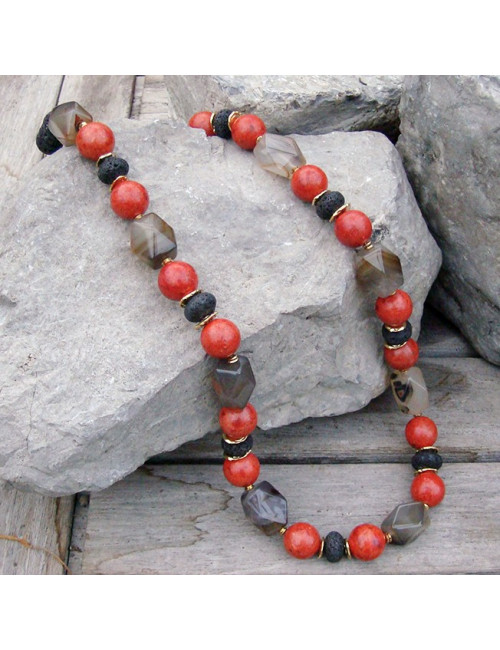 Agate, lave et gorgone, long collier
