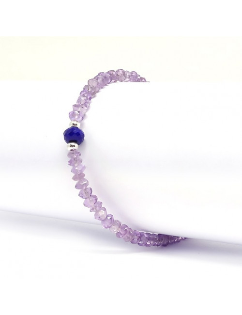 L’améthyste est une pierre très populaire en tant que cristal purifiant