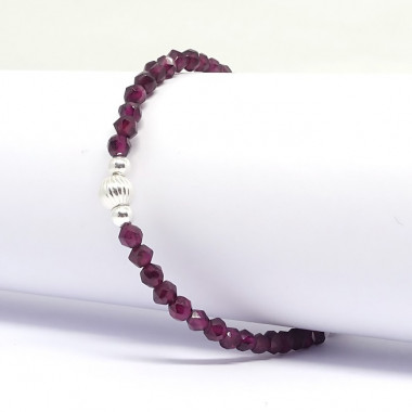 Bracelet grenat, onyx et turquoise, breloque "ancre"