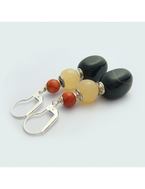 Boucles d'oreilles corail, jade jaune et onyx