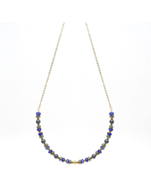Collier chaîne plaqué or et pierres de lapais lazuli, de pyrite et d'hématite.