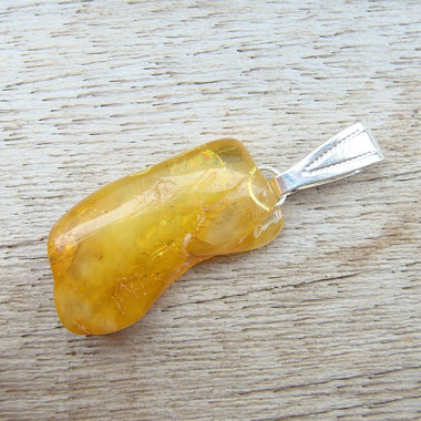 Pendentif ambre roule