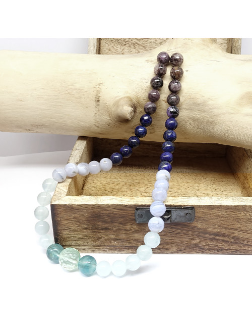 Collier création en PIERRE fluorite, aigue-marine, calcédoine, lapis lazuli et charoïte.