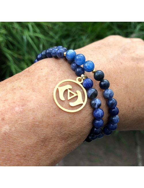 Bracelet extensible du chakra AJNA double rang en pierre Sodalite et cyanite.