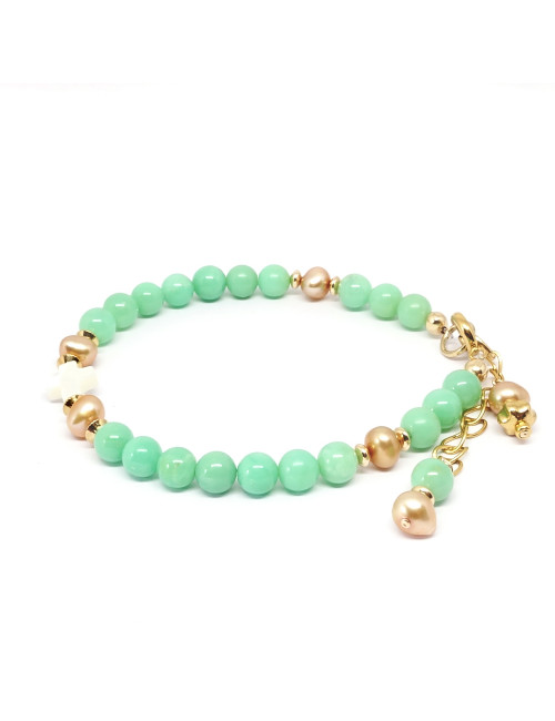 En dissipant les vibrations nocives ainsi que les idées noires, la chrysoprase apporte un sentiment de sécurité et de confiance