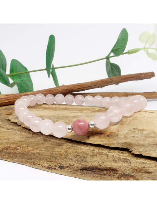 Les pierres de rhodonite et de quartz rose améliorent les liens affectifs. Aident à nettoyer les blessures émotionnelles.