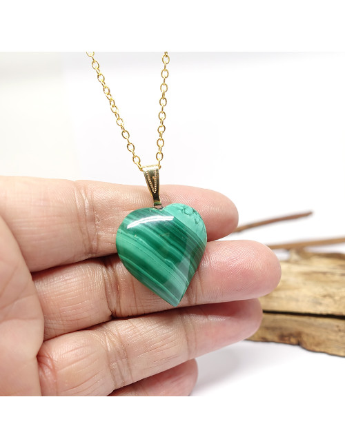 Favorise l’expression des sentiments, la reconstruction et la renaissance en libérant les émotions retenues.