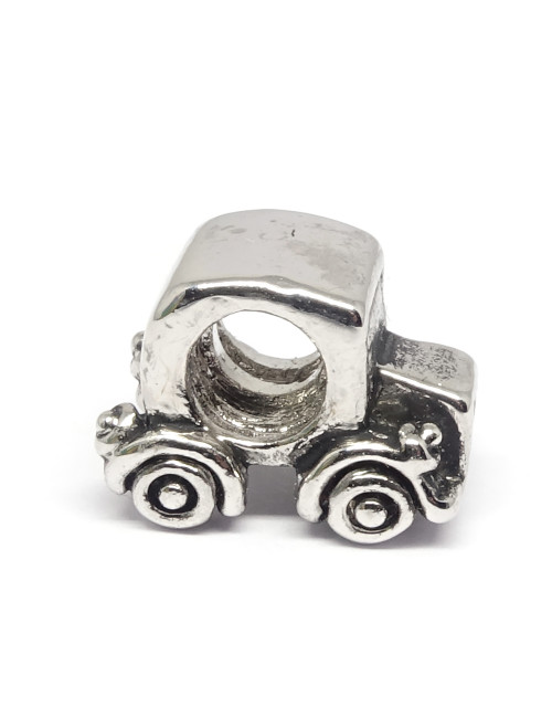 Perle large trou petite voiture