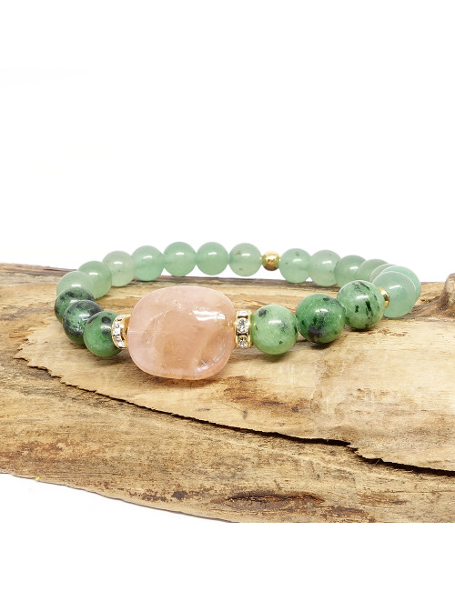 Ce bracelet est particulièrement utile afin d’équilibrer le chakra ANAHATA, le chakra du coeur.