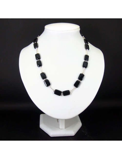 L’onyx est une pierre d’ancrage et de protection.