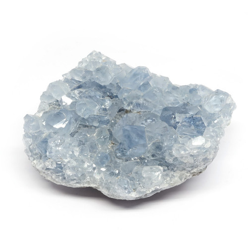La symbolique de la pierre celestite est calme intérieur, douceur et communication