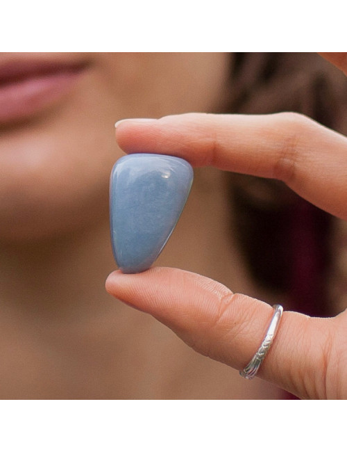 L’angélite une pierre de guérison spirituelle et de par