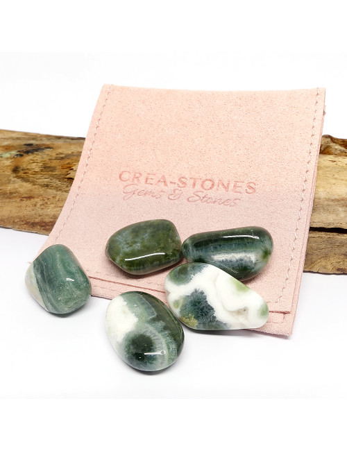 Le jaspe océan est un minéral lié à la gaieté, à l’enthousiasme et au bien-être.