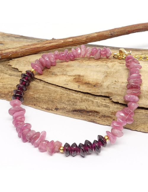 La rubellite est une pierre de réconfort émotionnel. Le Grenat rouge est la pierre d'énergie vitale