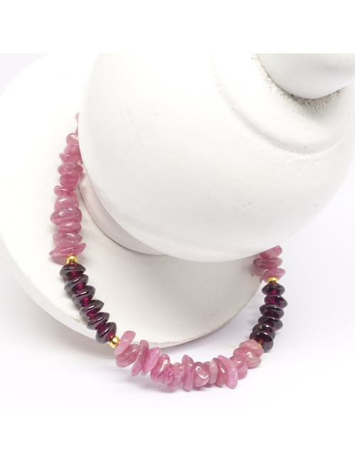 La rubellite est une pierre de réconfort émotionnel. Le Grenat rouge est la pierre d'énergie vitale