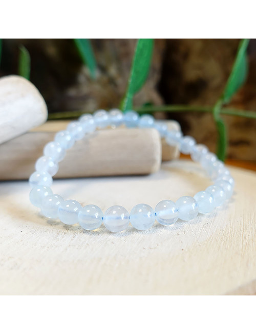 L’aigue-marine est très sollicitée dans toutes les professions ou l'expression doit être mise en avant.