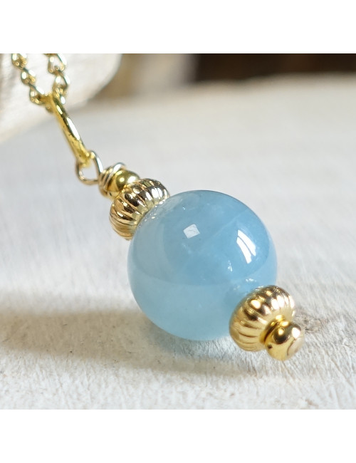 L’aigue marine est tendresse, innocence et pureté.
Renforce les instincts maternels.