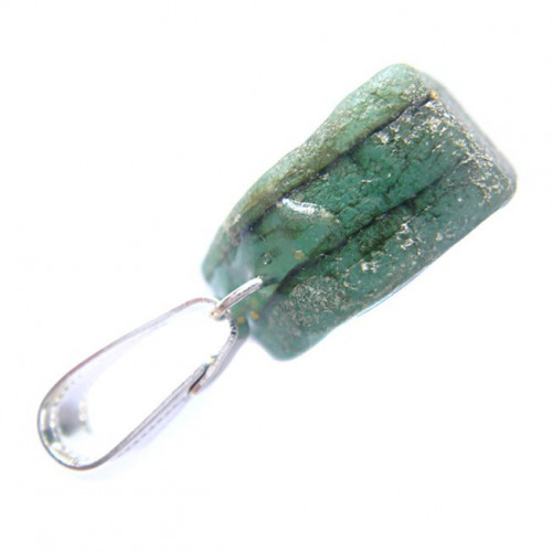 Emeraude montée en pendentif