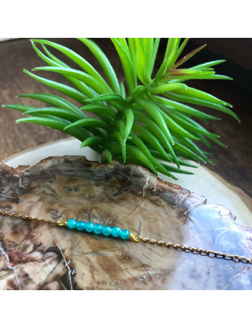 Ce bracelet fin et raffiné en pierre amazonite - Pierre de la vérité