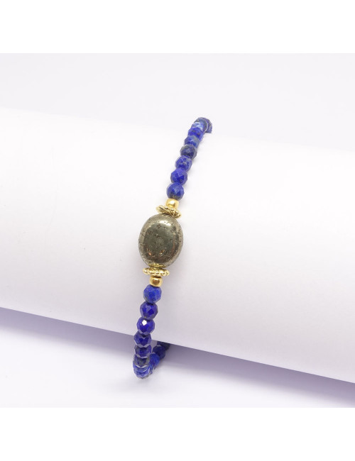 Lapis Lazuli, en tant que cristal de guérison, libère rapidement le stress, apportant une paix profonde.