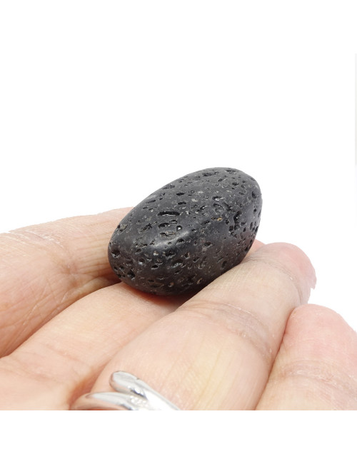 Galet roulé en pierre de lave