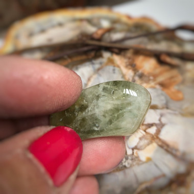 Prasiolite, Galet roulé Taille M