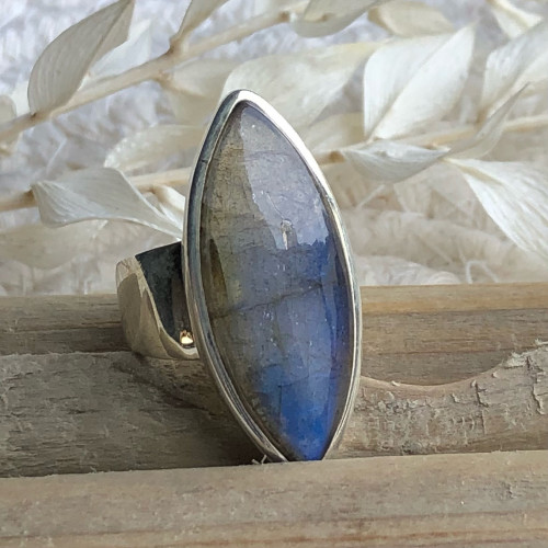 Bague en labradorite