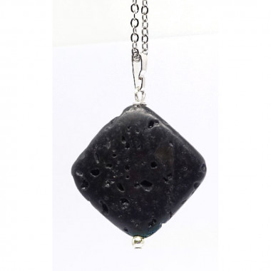 Pierre de Lave montée en pendentif