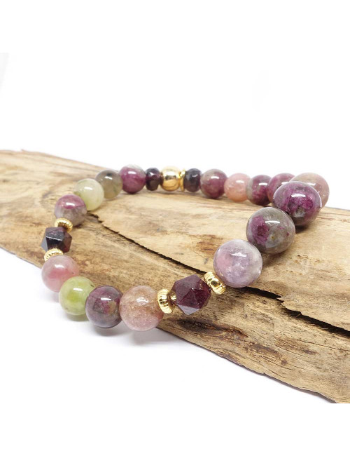 La tourmaline melon d'eau possède les deux couleurs principales du chakra du cœur. Le vert et le rose.