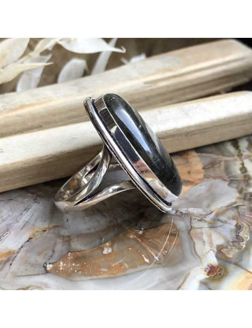 Bague en argent avec cabochon rond de PIERRE labradorite