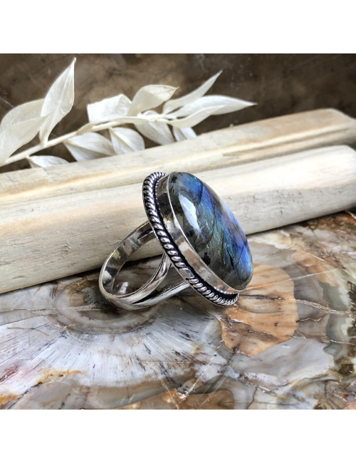 Bague en argent avec cabochon rond de PIERRE labradorite