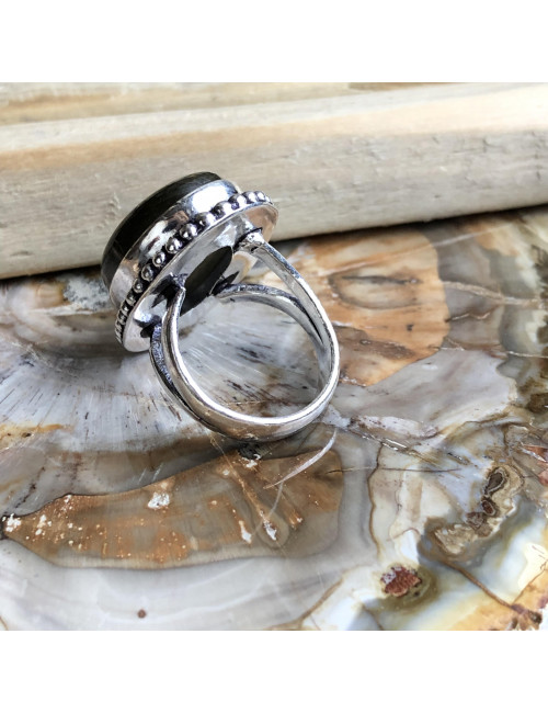 Bague en argent avec cabochon rond de PIERRE labradorite