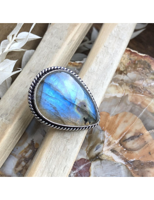 Bague en argent avec cabochon rond de PIERRE labradorite