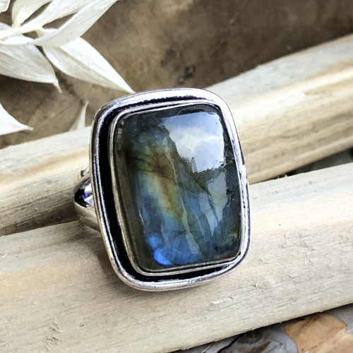 Bague moderne en argent 925 et pierre naturelle Labradorite