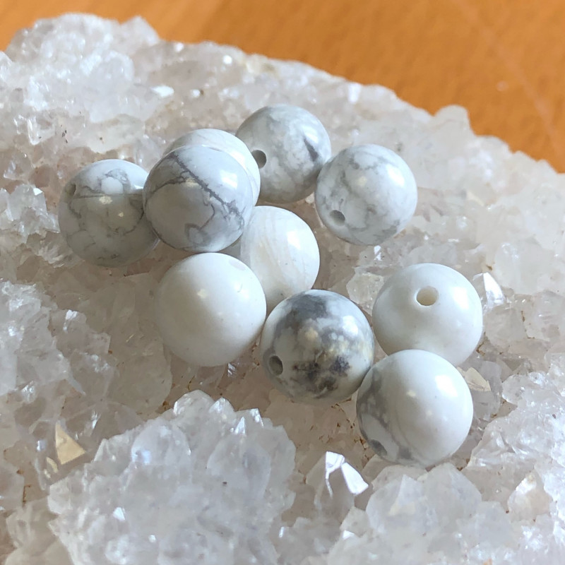 Howlite ⌀ 8 mm, 10 perles
