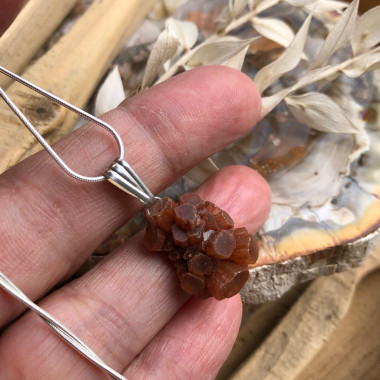 Pendentif cristal d’aragonite du Maroc