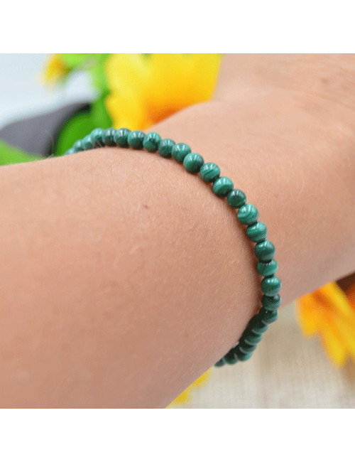 Spécialité en pierre fine semi-précieuse de malachite. Bracelet bien-être