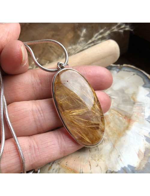 Pendentif en argent 925 et quartz rutilé.