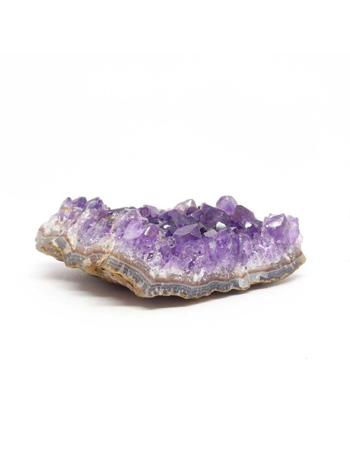 L’améthyste
Pierre de la sagesse et de l’humilité. Stimule la créativité.