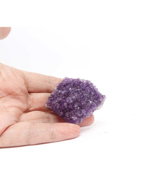 En quoi la pierre améthyste peut-elle nous aider ?