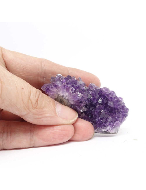 En quoi la pierre améthyste peut-elle nous aider ?