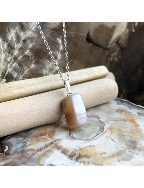 Pierre de qualité supérieure, très beau pendentif en pierre de lune