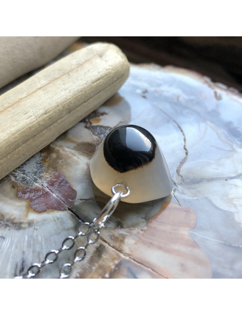Spécialités en pierre fine. Pendentif en agate Oeil de Shiva