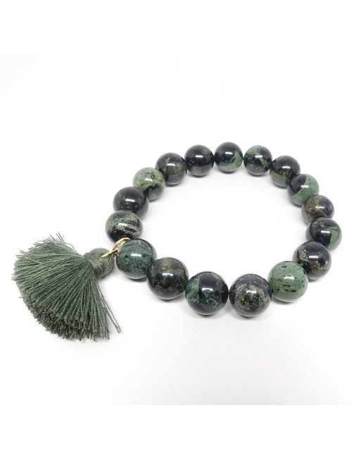 La pierre de jaspe Kambaba est renommée en lithothérapie pour sa force protectrice, sa lumière et sa positivité.