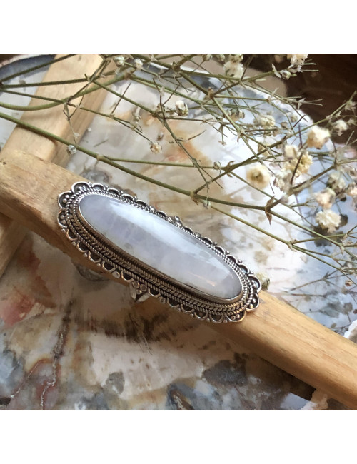 Pourquoi porter cette jolie pierre de lune ?