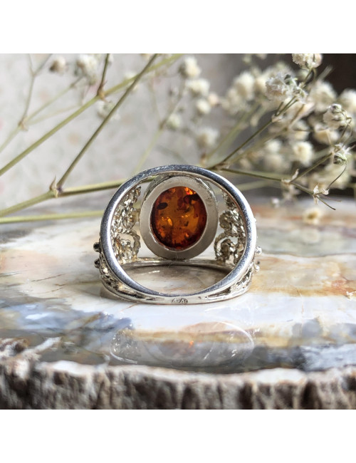 Véritable cabochon en Ambre de la Baltique