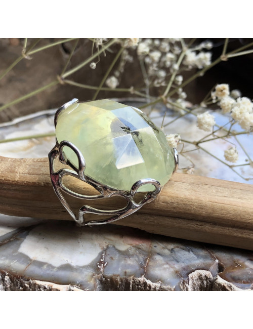 Bague ajustable en pierre de phrenite sur argent 925