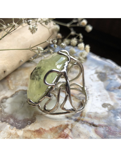 Bague ajustable en pierre de phrenite sur argent 925