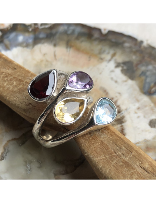 Bague en pierre et en argent