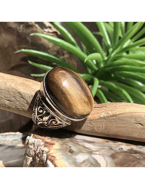 Bague en argent 925/1000 avec cabochon en Oeil de tigre.